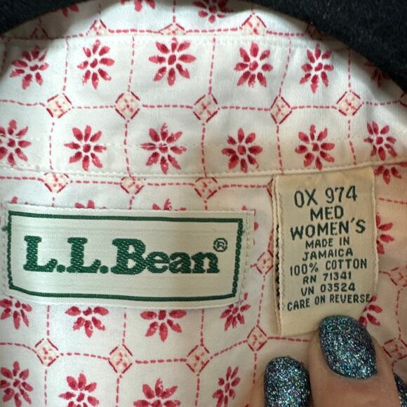 L.L. Bean Button Down Shirt White/Red Flower Print Long Sleeve Size Medium - Picture 4 of 5